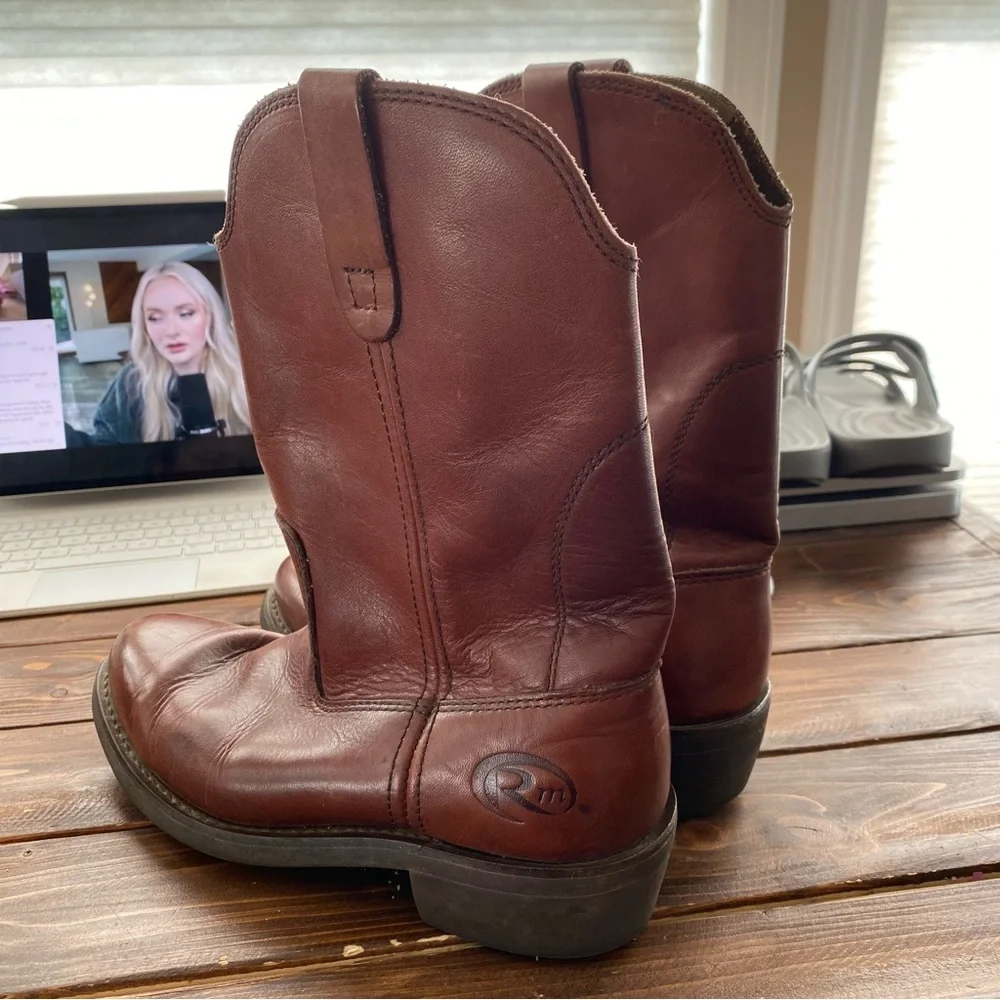 Road Mate Men’s Genuine Leather Butter Soft Pillow Sock Style GW-01 Boots Sz 8.5